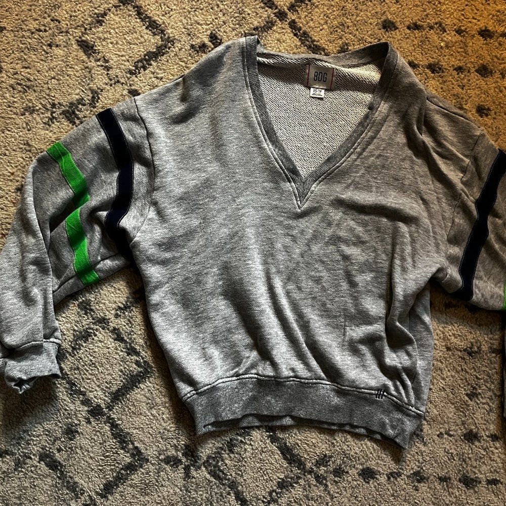 BDG brand sweatshirt